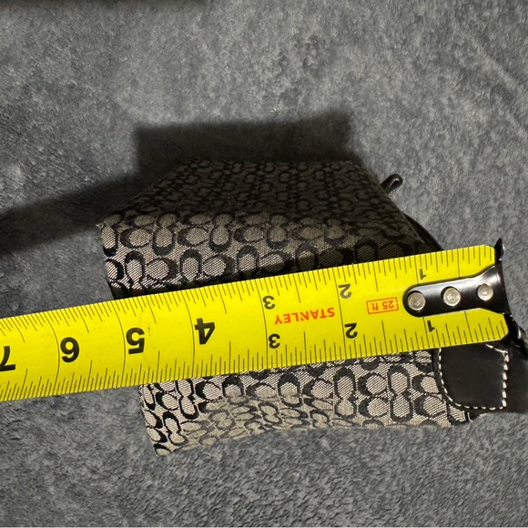 Coach Black and Gray Signature Shoulder Bag - Picture 5 of 14